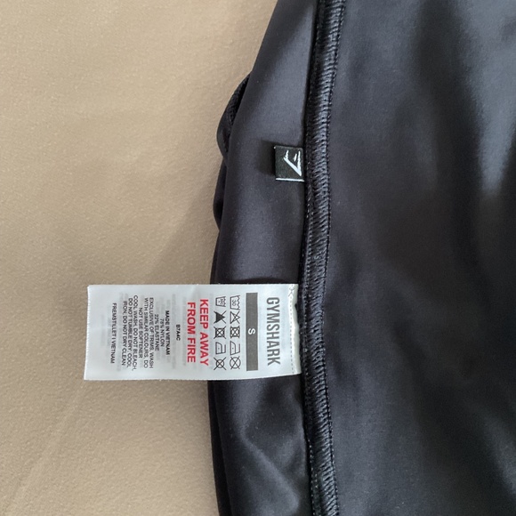 GYMSHARK women’s ’CROSSOVER FLARED LEGGINGS’ - Picture 9 of 12